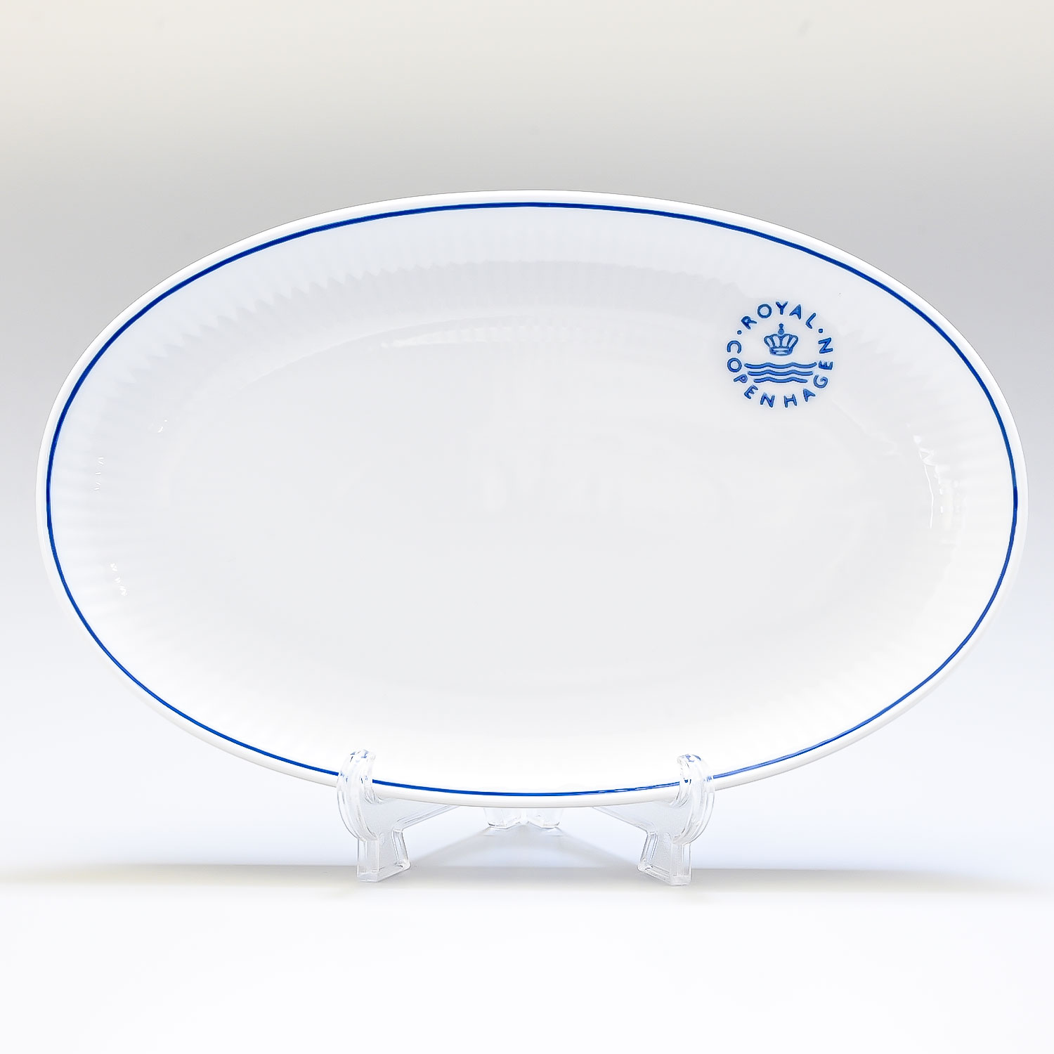 ロイヤルコペンハーゲン ブルーライン オーバルディッシュ プレート 23.5cm 1658356 (1058879) 名入れ可有料 北欧食器 洋食器 ROYAL COPENHAGEN【スペシャルラッピング660円(別売り)】