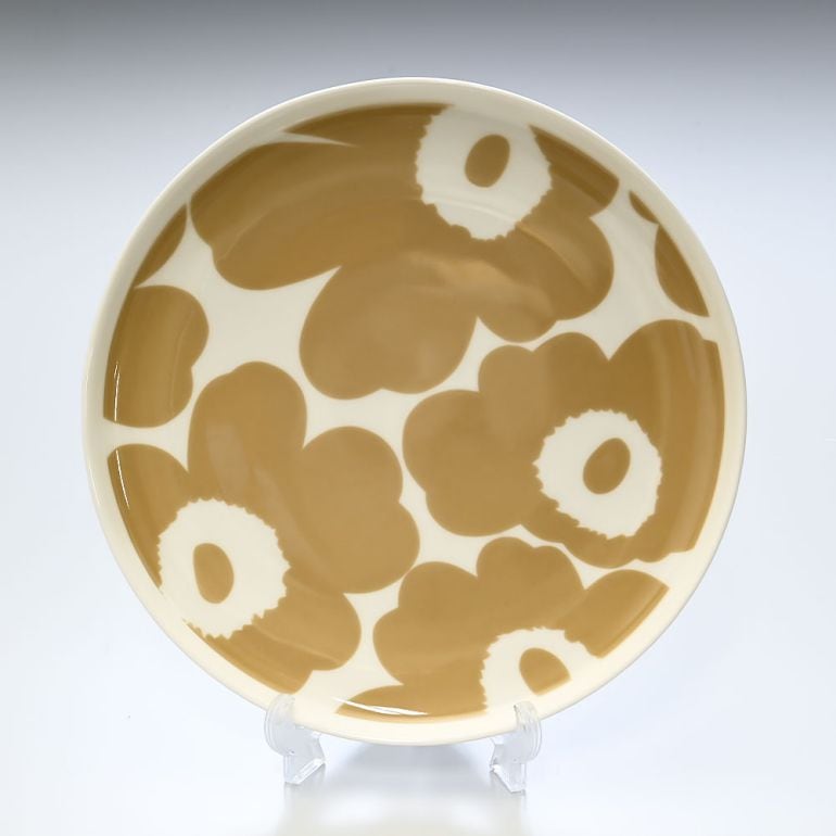 【名入れ可有料】マリメッコ marimekko プレート 20ｃm Unikko ウニッコ ホワイト×ベージュ 食器 皿 070399 180 北欧食器 洋食器【スペシャルラッピング660円(別売り)】