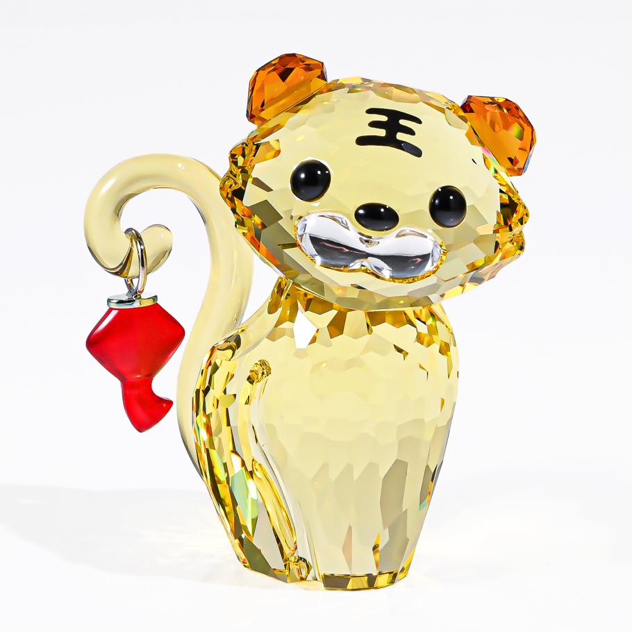 スワロフスキー SWAROVSKI フィギュリン トラ タイガー Asian Symbols Tiger フィギュア 5579577 名入れ可有料 インテリア オブジェ 置物【スペシャルラッピング660円(別売り)】