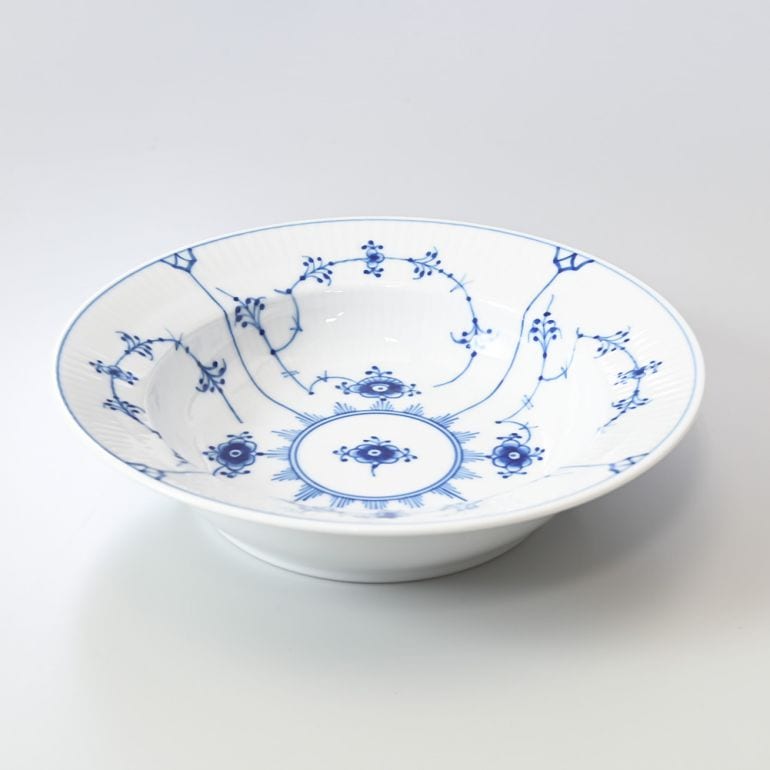 ロイヤルコペンハーゲン ブルーフルーテッド プレイン 深皿 ディーププレート  17cm 1101603(1061047) 北欧食器 洋食器 ROYAL COPENHAGEN【スペシャルラッピング660円(別売り)】