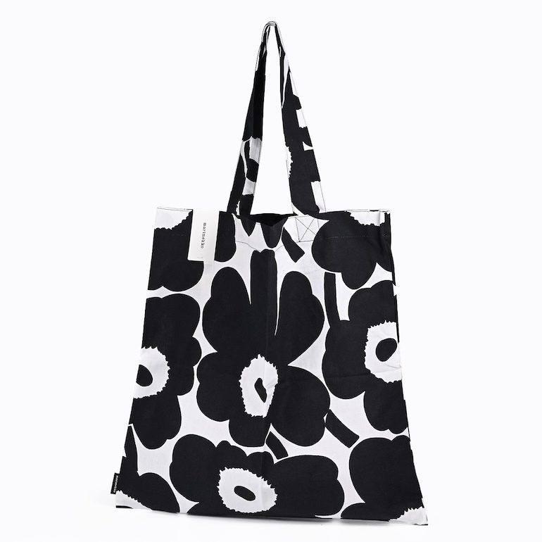 マリメッコ marimekko バッグ トートバッグ レディース A4サイズ ファブリック Pieni Unikko ピエニ ウニッコ ブラック×ホワイト 067572 190(075042 190) 名入れ 刺しゅう可有料 北欧雑貨 北欧デザイン ネコポス限定 送料無料<br>【スペシャルラッピング660円(別売り)】