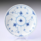 ロイヤルコペンハーゲン イヤープレート 2000年 平成12年 皿立て付き