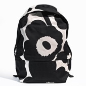 マリメッコ marimekko リュック バックパック Enni Unikko エンニ ウニッコ ブラック×オフホワイト 091650 192 北欧雑貨 北欧デザイン|バッグ|Marimekko