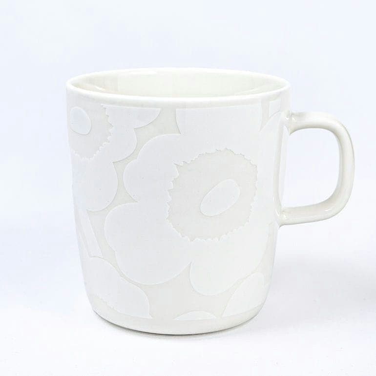 マリメッコ marimekko マグカップ コップ 400ml Oiva Unikko ウニッコ ナチュラルホワイト×ホワイト 072584 100 北欧食器 洋食器【スペシャルラッピングB対応(別売り)】