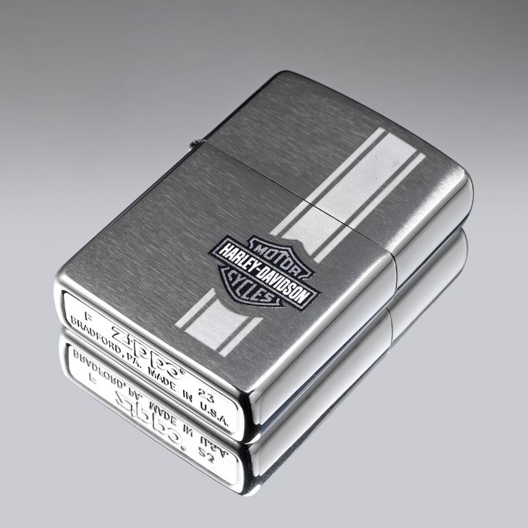 ZIPPO ジッポー ライター ジッポ ハーレーダビッドソン ブラッシュドクローム ラスターエッチングバー シールドロゴ シルバー 49828 喫煙具 煙草 たばこ 名入れ可有料<br>クロネコゆうパケット限定