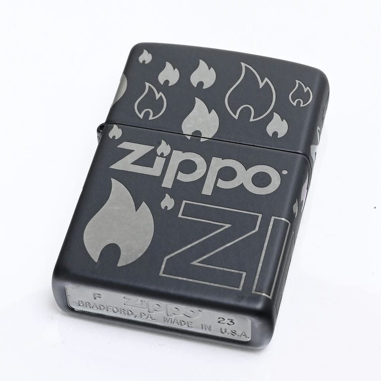 ZIPPO ジッポー ライター ジッポ ZIPPO DESIGN マットブラック×シルバー 48908 喫煙具 煙草 たばこ<br>ネコポス限定