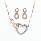 スワロフスキー SWAROVSKI ネックレス ピアス セット INFINITY HEART インフィニティ ハート ペンダント クリア×ローズゴールド 5521040 ジュエリー【スペシャルラッピングB対応(別売り)】