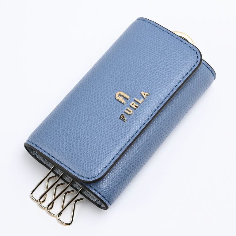 【箔押し名入れ可有料】 フルラ FURLA キーケース CAMELIA カメリア レディース CELESTIAL ARTEMISIA ブルーグレー系 WR00436 ARE000 2506S1007 純正紙袋・リボン付属 【スペシャルラッピング660円(別売り)】