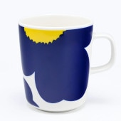【名入れ可有料】マリメッコ marimekko マグカップ コップ 250ml 60周年記念 Unikko ウニッコ ホワイト ダークブルー 73157 073157 152 洋食器 北欧食器 デザイ