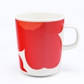 【名入れ可有料】マリメッコ marimekko マグカップ コップ 250ml 60周年記念 Unikko ウニッコ ホワイト レッド 73158 073158 130 洋食器 北欧食器 デザイン 【