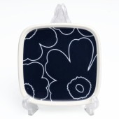マリメッコ marimekko プレート スクエア 10cm 60周年記念 ピイルト ウニッコ LAUTANEN ダークブルー 73575 073575 150 小皿 スモール 洋食器 テーブルウェア