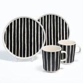 マリメッコ marimekko ペアセット マグカップ 250ml プレート 20cm ピッコロ AAMIAISSETTI ブラック 73695 073695 190 コップ 中皿 北欧 洋食器 北欧