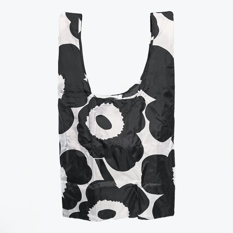 【刺しゅう名入れ可有料】マリメッコ marimekko エコバッグ 買い物袋 スマートバッグ Unikko ピエニ ウニッコ ブラック ホワイト 91492 091492 190 北欧雑貨 北欧デザイン  ネコポス限定 送料無料<br>【スペシャルラッピング660円(別売り)】