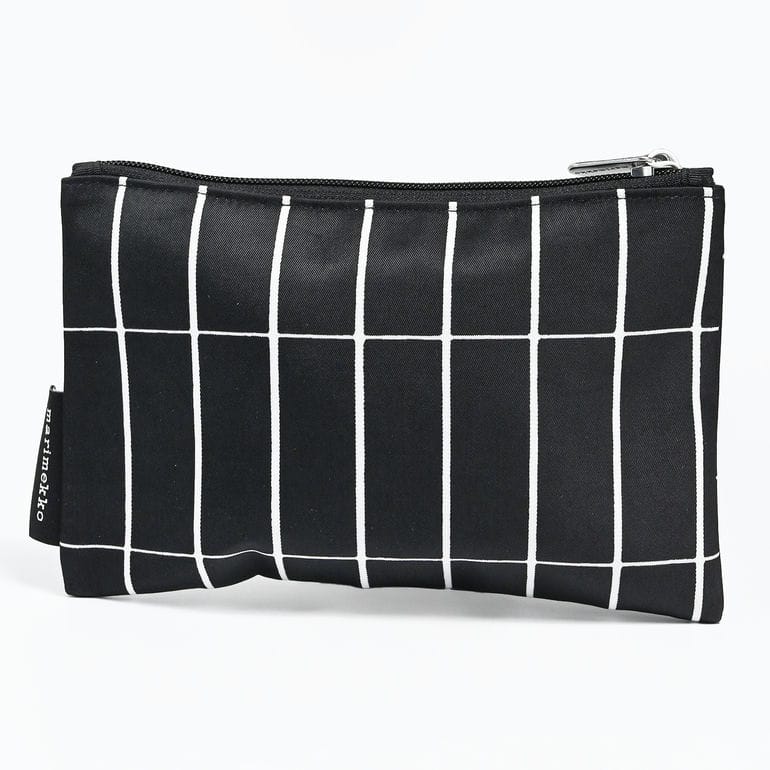 マリメッコ marimekko ポーチ 小物入れ コスメティックポーチ 薄型 KAIKA ピエ二 ティイリスキヴィ ブラック 70893 070893 910 北欧雑貨 北欧デザイン クロネコゆうパケット限定 送料無料<br>【スペシャルラッピング660円(別売り)】