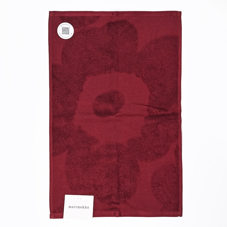 【刺しゅう名入れ可有料】マリメッコ marimekko ゲストタオル 50×32cm フェイスタオル Unikko ウニッコ ソリッド VIERASPYYHE バーガンディ 74281 074281 330 北欧雑貨 北欧デザイン  ネコポス限定 送料無料<br>【スペシャルラッピング660円(別売り)】