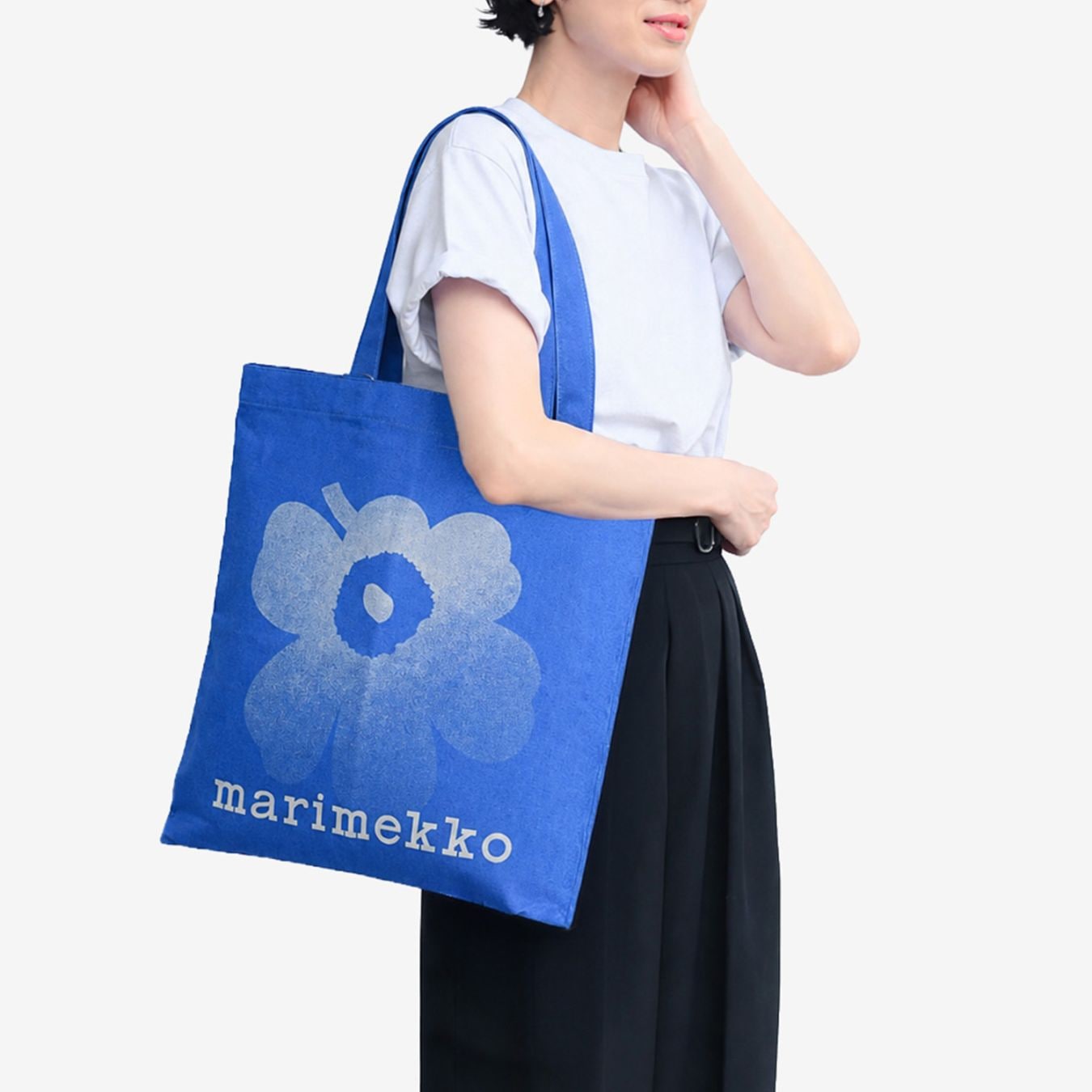 【刺しゅう名入れ可有料】マリメッコ marimekko トートバッグ Vankka Unikko ウニッコ ファブリックバッグ レディース ブルー 93981 093981 580 北欧デザイン ネコポス限定 送料無料