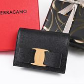 Ferragamo（フェラガモ）ギフト通販 ハイブランドの小物プレゼントなら