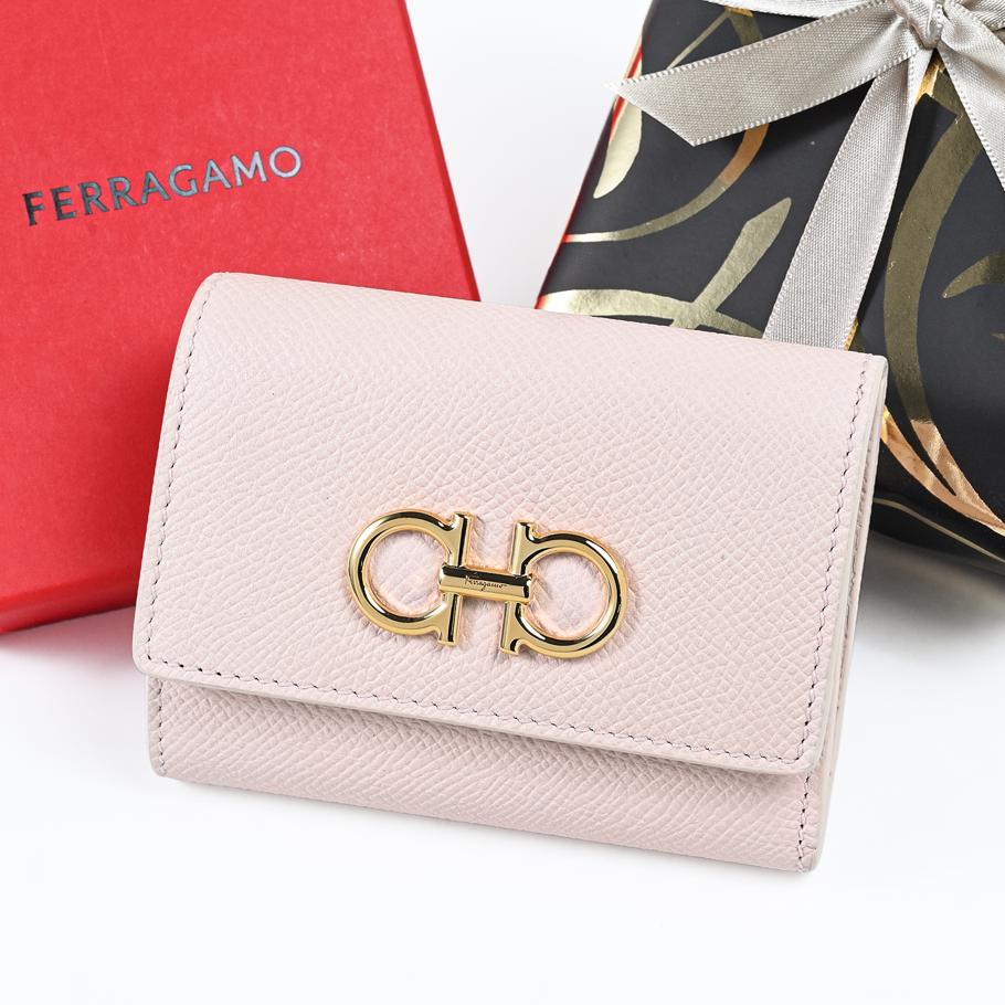 【スペシャルラッピング付き】フェラガモ Salvatore Ferragamo サルヴァトーレフェラガモ 三つ折り財布 小銭入れ付き コンパクトウォレット ダブル・ガンチーニ レディース ピンク 220862 785174 0785174
