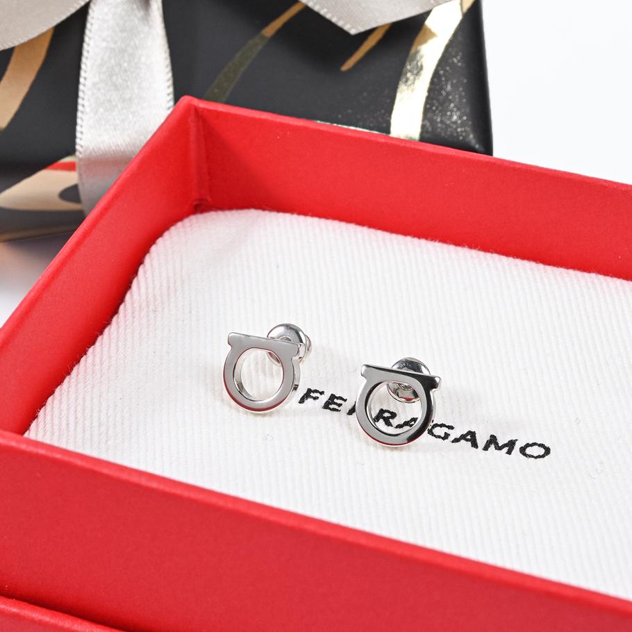 【スペシャルラッピング付き】フェラガモ Salvatore Ferragamo サルヴァトーレフェラガモ ピアス Sサイズ ガンチーニ メンズ レディース シルバー 760120 696433 0696433