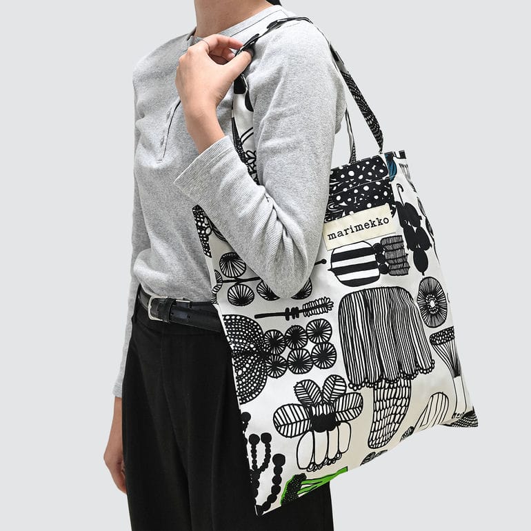 マリメッコ marimekko トートバッグ プータルフリン パルハート マルチカラー ファブリック レディース 71864 071864 001 北欧雑貨 北欧デザイン ネコポス限定<br>【スペシャルラッピング660円(別売り)】