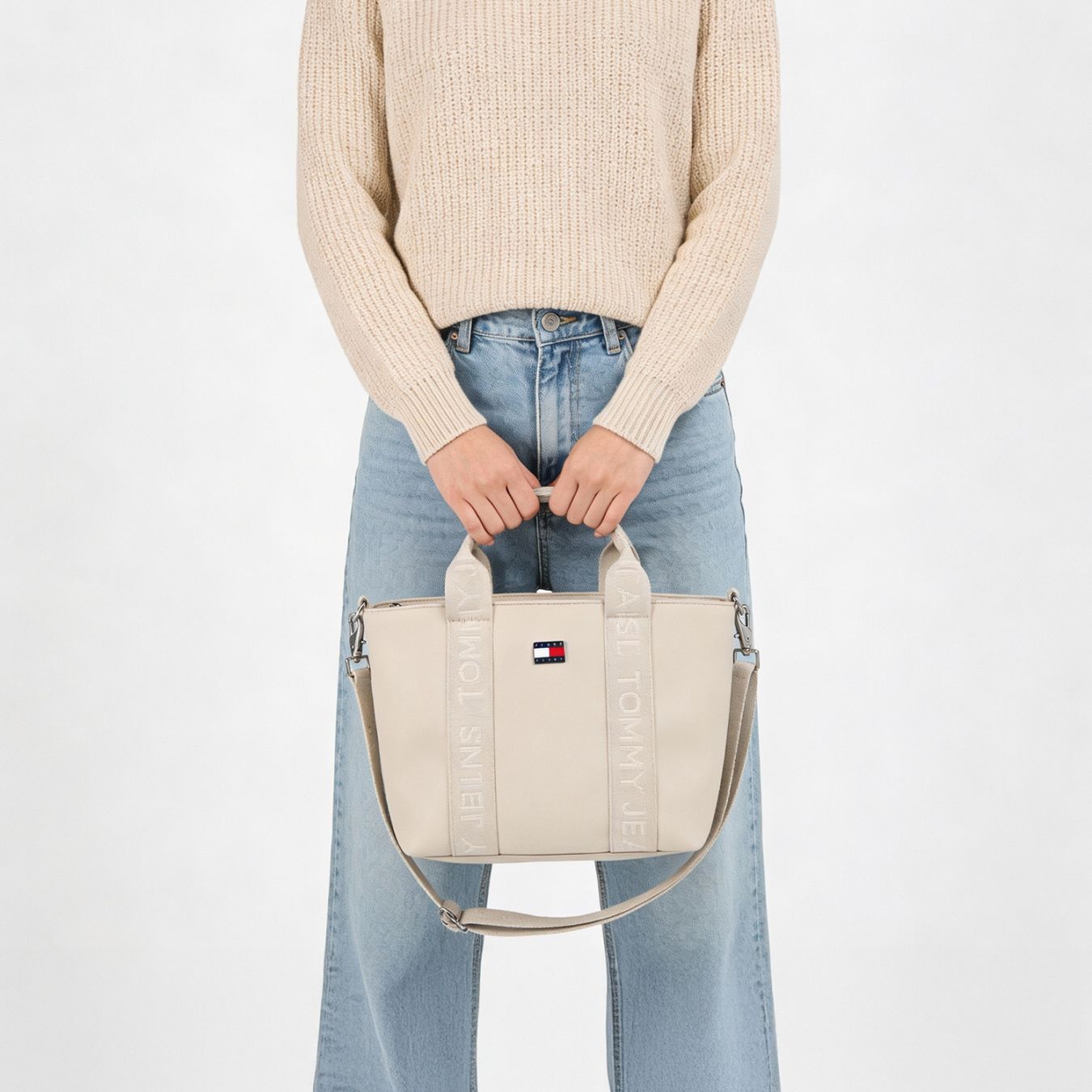 高品質ヨーロッパ輸入モデル トミーヒルフィガー TOMMY HILFIGER トートバッグ レディース TOMMY JEANS DAILY ELEVATED MINI アイボリー AM0AW18063 ABY SAND