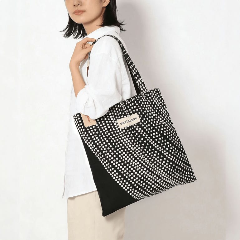 【名入れ可有料】マリメッコ marimekko トートバッグ フォクス ファブリック レディース 北欧雑貨 北欧デザイン ネコポス限定<br>【スペシャルラッピング660円(別売り)】