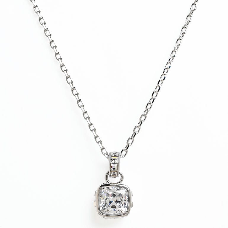 スワロフスキー SWAROVSKI ネックレス Birthstone 誕生石 4月 クリア シルバー 5651704 ジュエリー アクセサリー ペンダント<br>【スペシャルラッピング660円(別売り)】