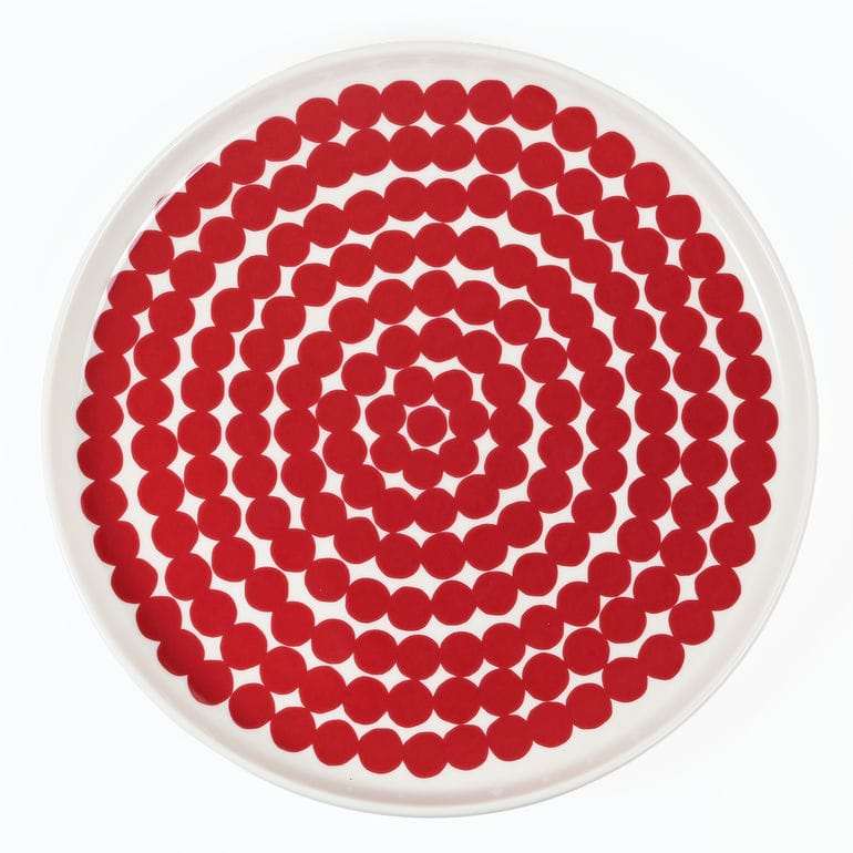 マリメッコ marimekko プレート 20cm 2025秋新作 シイルトラプータルハ ダークレッド 75130 075130 130 大皿 洋食器 テーブルウェア 北欧食器 北欧デザイン<br>【スペシャルラッピング660円(別売り)】