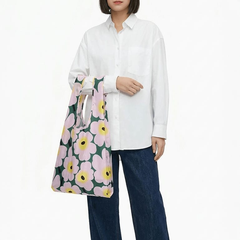 マリメッコ marimekko エコバッグ 買い物袋 スマートバッグ Unikko ウニッコ グリーン ライトピンク イエロー 95570 095570 246 北欧雑貨 北欧デザイン ネコポス限定 送料無料<br>【スペシャルラッピング660円(別売り)】