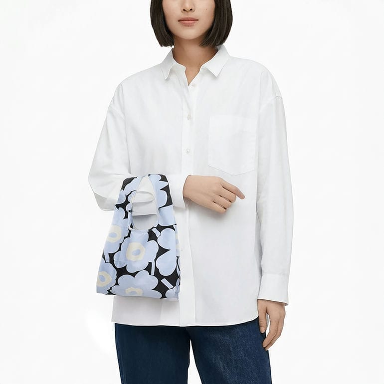 マリメッコ marimekko ミニエコバッグ 買い物袋 ミニスマートバッグ 2026夏新作 Unikko ウニッコ ライトブルー ブラック オフホワイト 95572 095572 159 北欧雑貨 北欧デザイン ネコポス限定 送料無料<br>【スペシャルラッピング660円(別売り)】