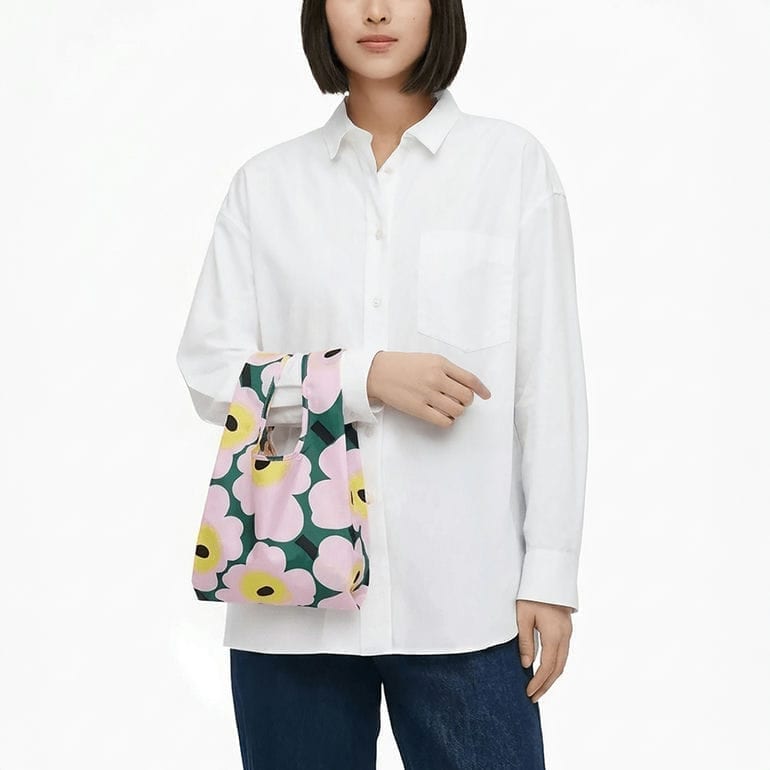マリメッコ marimekko ミニエコバッグ 買い物袋 ミニスマートバッグ 2026夏新作 Unikko ウニッコ グリーン ライトピンク イエロー 95572 095572 246 北欧雑貨 北欧デザイン ネコポス限定 送料無料<br>【スペシャルラッピング660円(別売り)】
