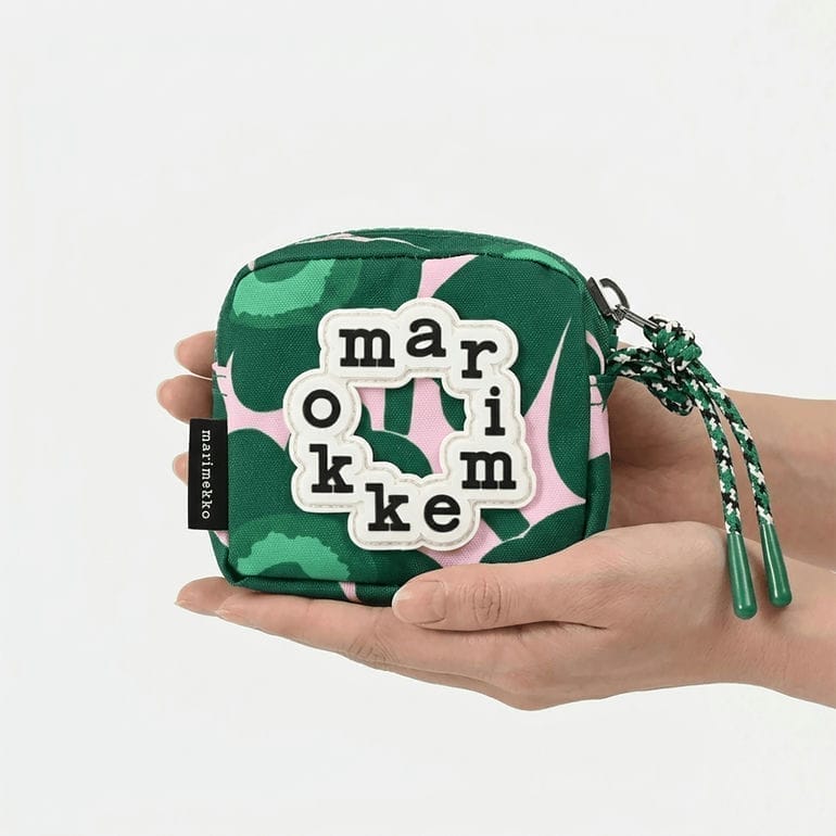 マリメッコ marimekko 小物入れ ポーチ 2026夏新作 Niekka ニエッカ ミニウニッコ ダークグリーン ピンク 花柄 95661 095661 360 北欧雑貨 北欧デザイン ネコポス限定 送料無料<br>【スペシャルラッピング660円(別売り)】