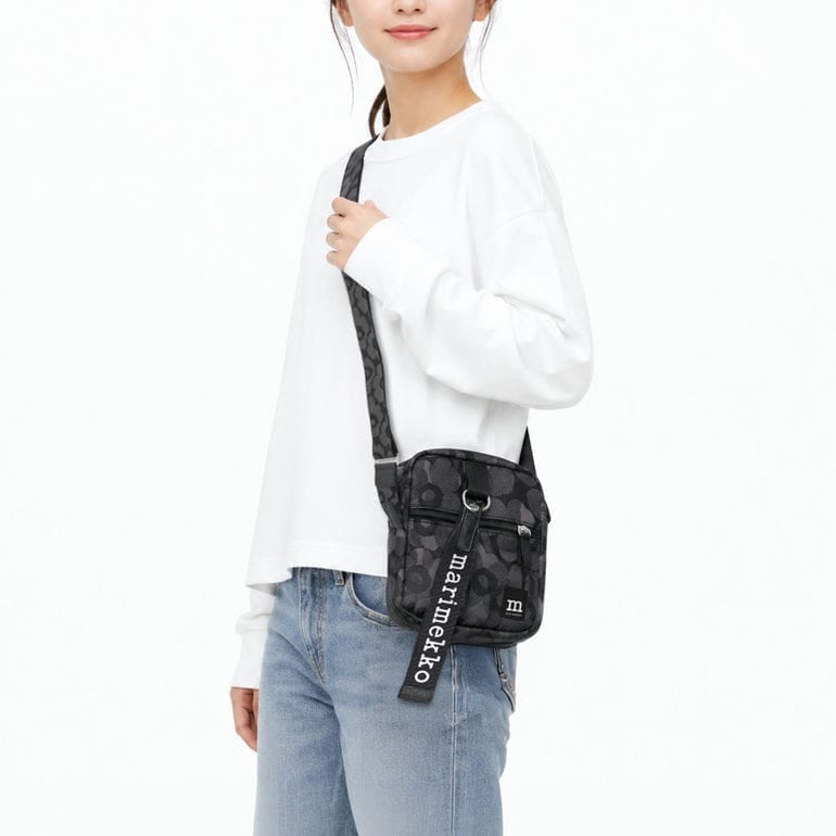 新品・未使用 × マリメッコ スポーツ ダッフルバッグ ウニッコ adidas