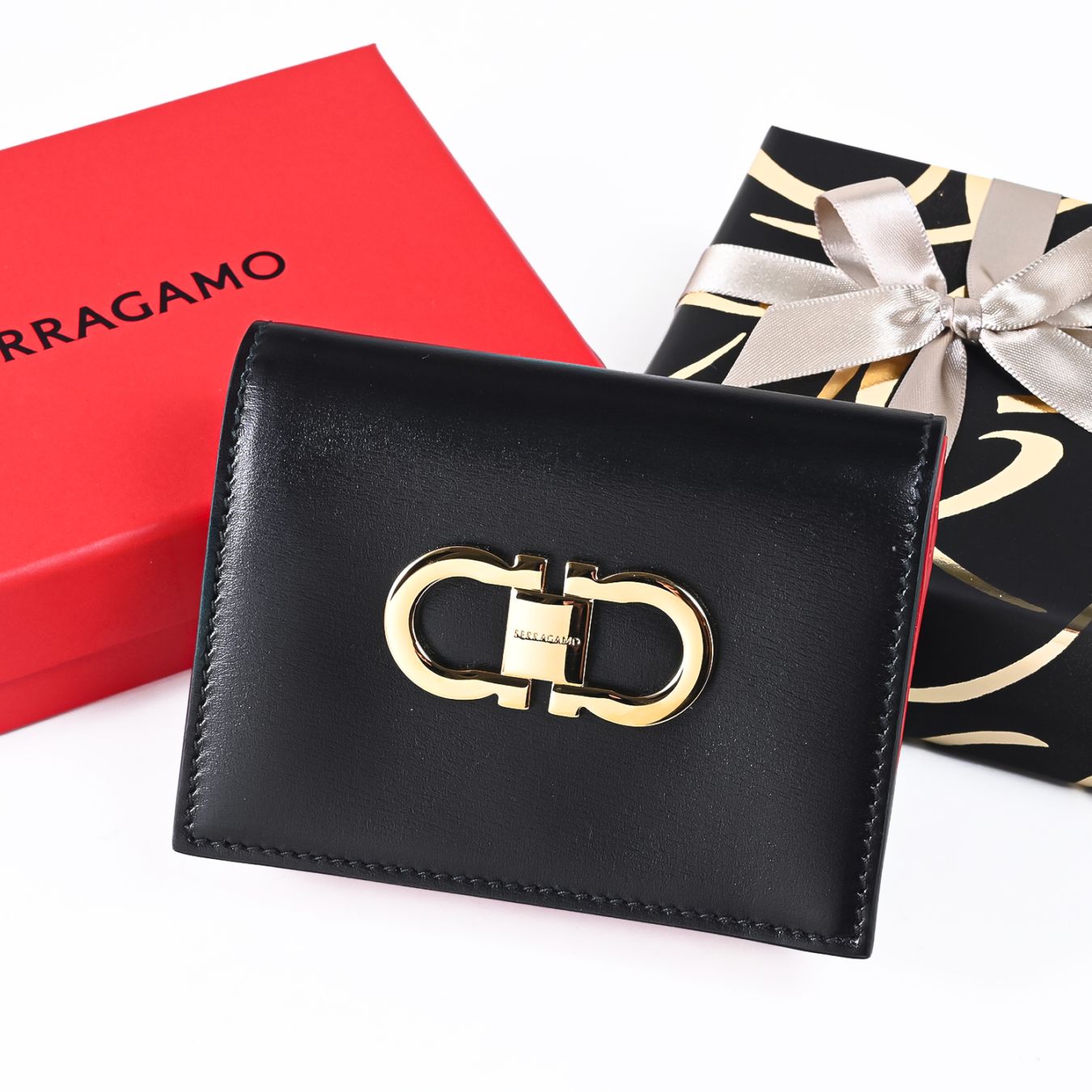 Ferragamo（フェラガモ）ギフト通販 ハイブランドの小物プレゼントなら