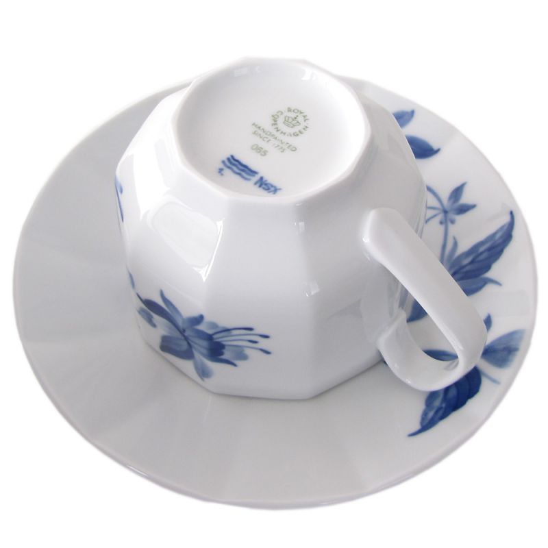 ロイヤルコペンハーゲン ブロムスト フクシア ティーカップ&ソーサー 220ml 1025330（2901604） 北欧食器 洋食器  カップアンドソーサー 【スペシャルラッピング660円(別売り)】