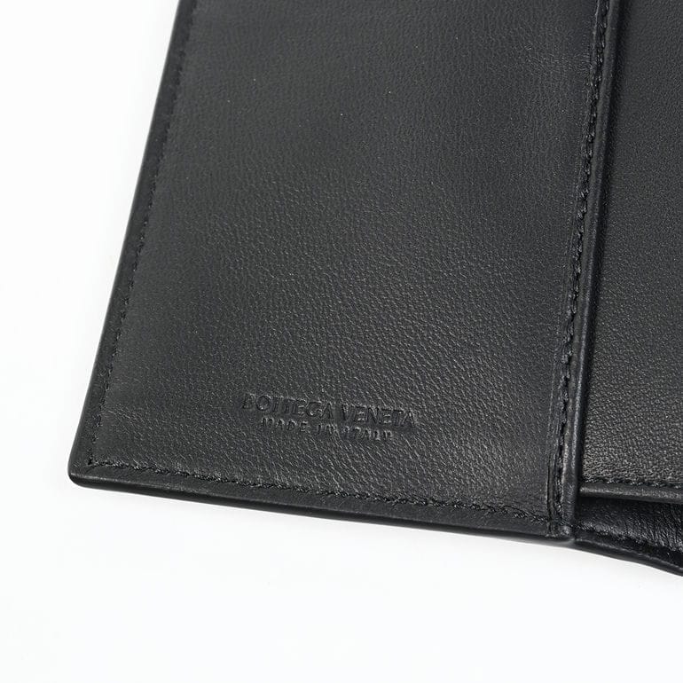 【名入れ可有料】ボッテガヴェネタ BOTTEGA VENETA 二つ折り財布 小銭入れ付き イントレチャート メンズ レディース ブラック 382576 V3UN 8803 Made in ITALY ウォレット 折財布 レザー 本革【スペシャルラッピング660円(別売り)】