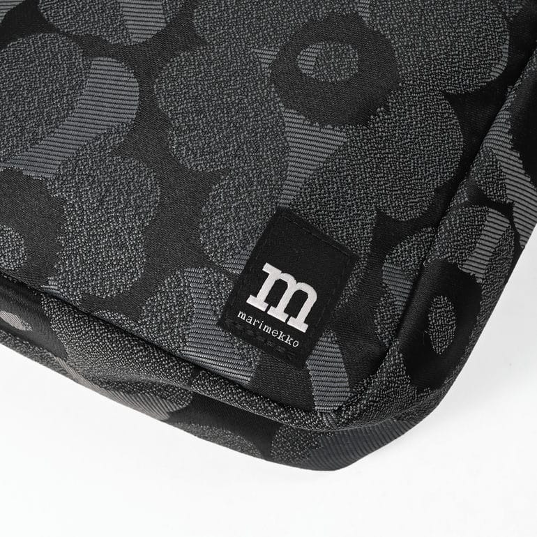 マリメッコ marimekko ショルダーバッグ カメラバッグ クロスボディ