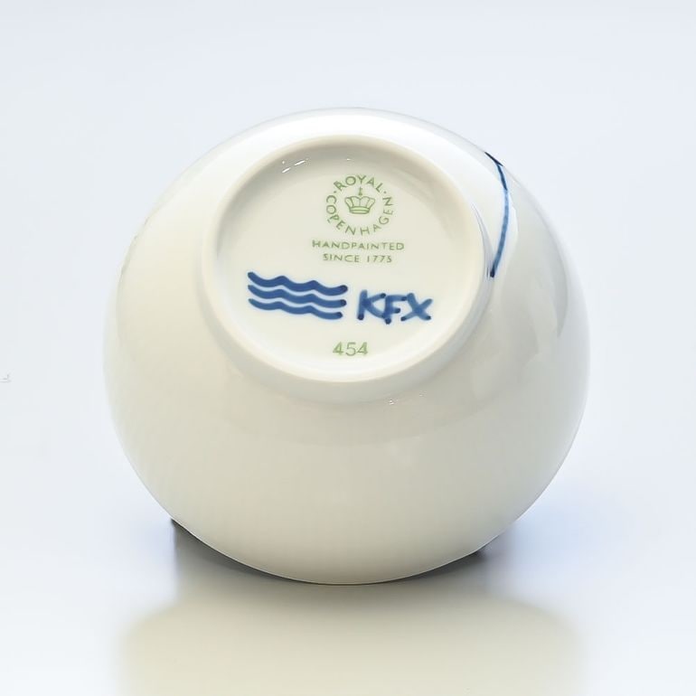 ロイヤルコペンハーゲン メガ フルーテッド ボウル 花柄の陶器 2個