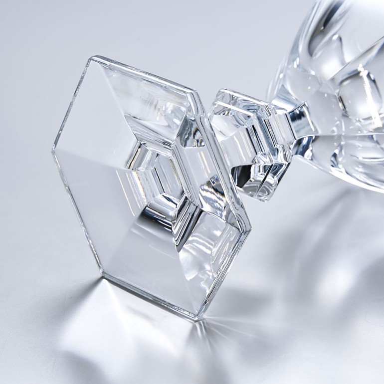 バカラ 名入れ対応 Baccarat ワイングラス アルクール HARCOURT 15.5cm 250cc 1201102 【熨斗対応】 洋食器 <br>【スペシャルラッピング660円(別売り)】