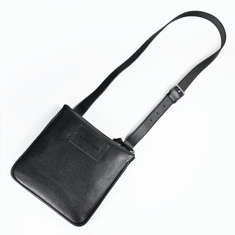エンポリオ アルマーニ EMPORIO ARMANI ショルダーバッグ ロゴパッチ
