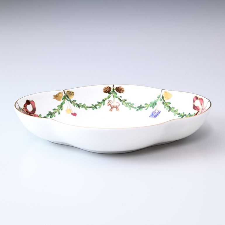 ロイヤルコペンハーゲン ROYAL COPENHAGEN スターフルーテッド ディーププレート 深皿 22cm×17.5cm 2503359 日本未発売 1017441 北欧食器 洋食器 名入れ可有料 【スペシャルラッピング660円(別売り)】