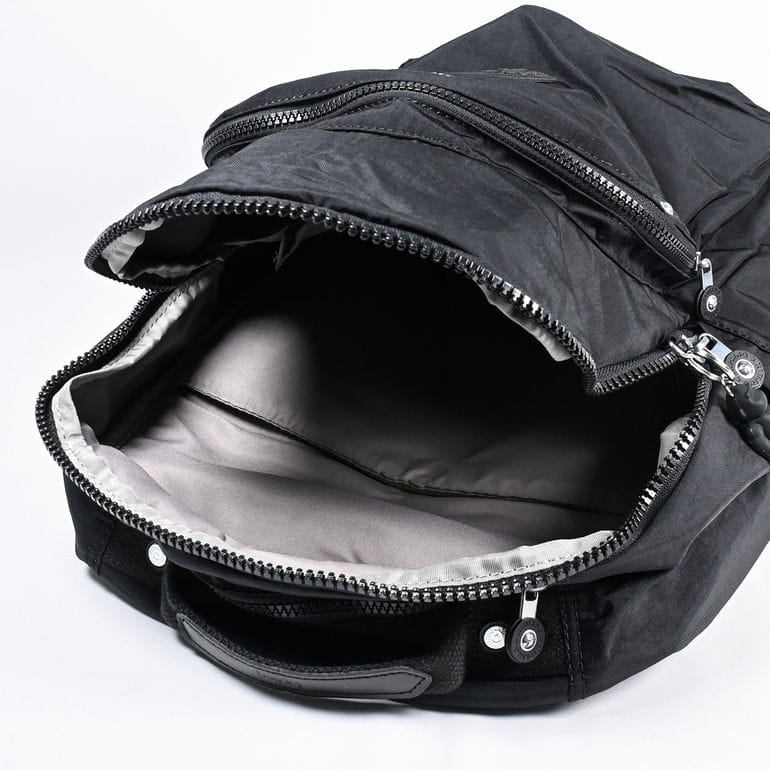〈OMYUI〉【新品未使用】　KIPLING リュック バックパック kipling 最大46%☆8/11迄 正規取扱店 キプリング リュック