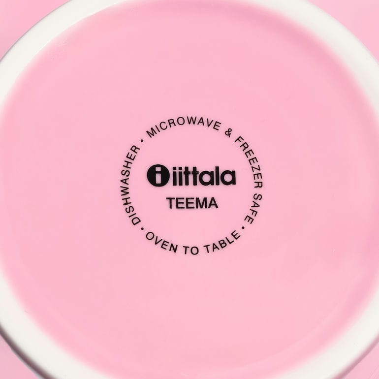 【名入れ可有料】イッタラ iittala ティーマ 17cm プレート 皿 Teema ピンク 1074950 食器 北欧 雑貨 キッチン 陶器 食卓【スペシャルラッピング660円(別売り)】