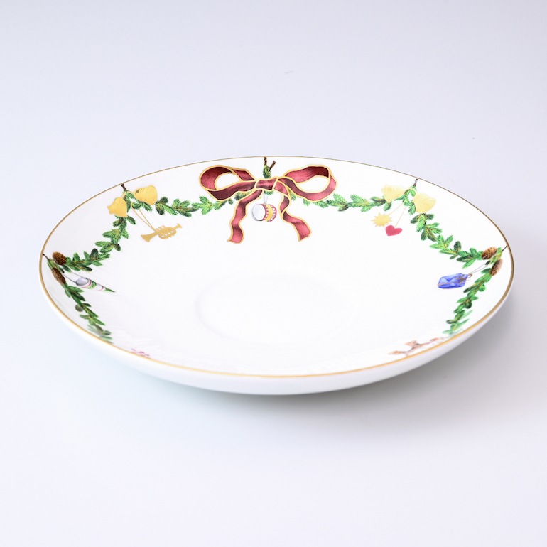 ロイヤルコペンハーゲン ROYAL COPENHAGEN スターフルーテッド ティーカップ&ソーサー ハイハンドル 280ml 2503091 1017438 北欧食器 洋食器 名入れ可有料 カップアンドソーサー 【スペシャルラッピング660円(別売り)】