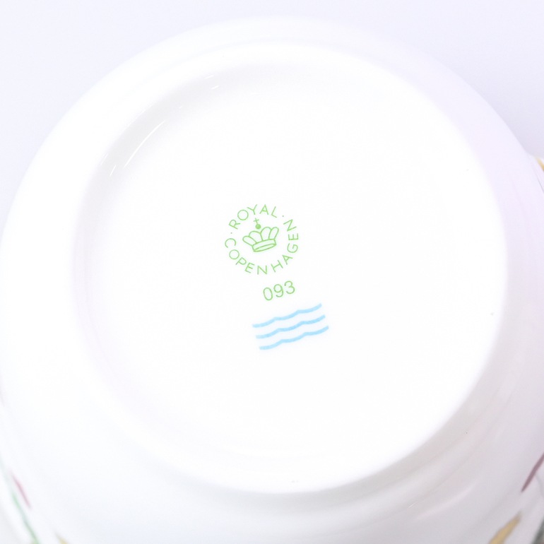 ロイヤルコペンハーゲン ROYAL COPENHAGEN スターフルーテッド ティーカップ&ソーサー ハイハンドル 280ml 2503091 1017438 北欧食器 洋食器 名入れ可有料 カップアンドソーサー 【スペシャルラッピング660円(別売り)】