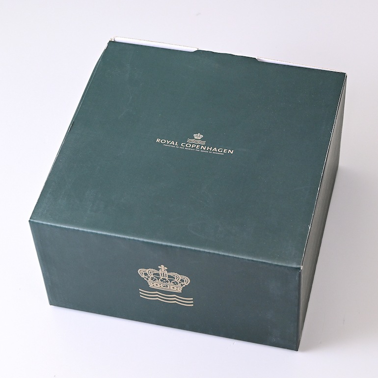ロイヤルコペンハーゲン ROYAL COPENHAGEN スターフルーテッド ボウル サラダボウル 1800ml 2503457 1017448 北欧食器 洋食器 名入れ可有料 【スペシャルラッピング660円(別売り)】