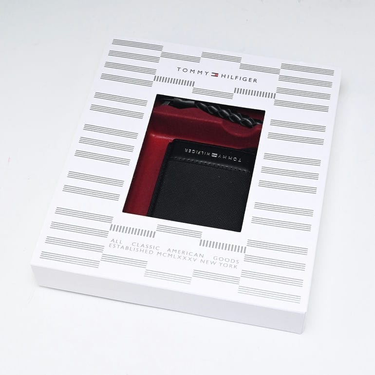 【名入れ可有料】高品質ヨーロッパ輸入モデル トミーヒルフィガー TOMMY HILFIGER カードケース カードホルダー キーリング ギフトセット サフィアーノ METAL CC AND KEY FOB メンズ ブラック AM0AM13127 BDS BLACK【スペシャルラッピング660円(別売り)】