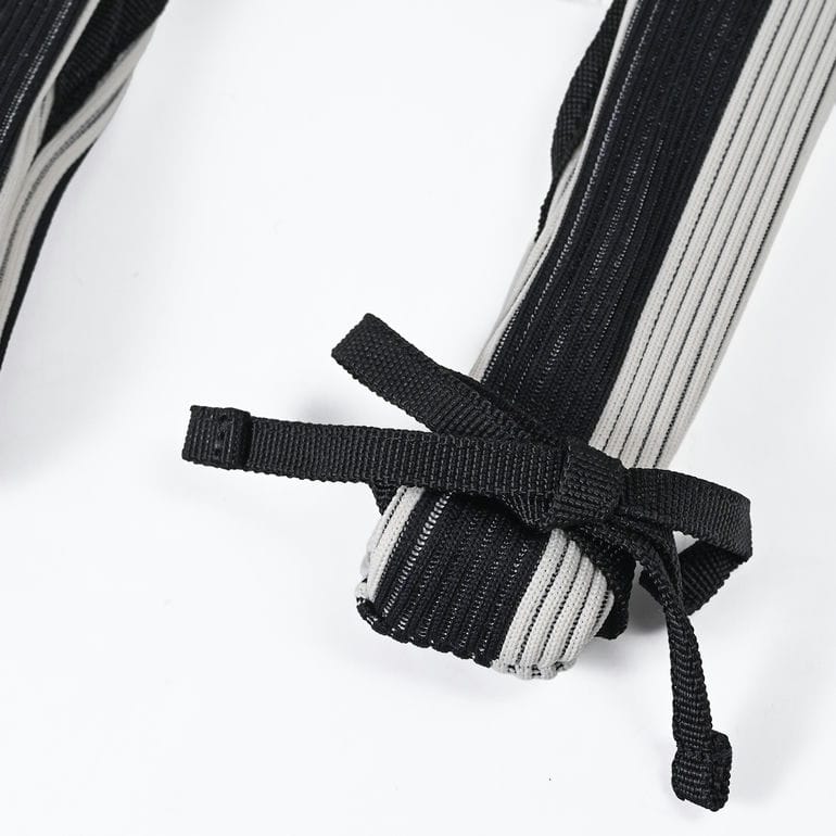 マリメッコ marimekko トートバッグ ハンドバッグ KNITTED MINI TOTE MERIROSVO メリロスヴォ ブラック オフホワイト 94144 094144 919 北欧雑貨 北欧デザイン