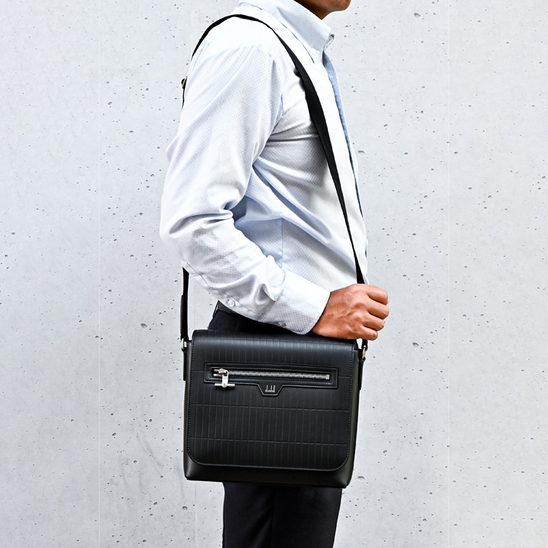 ダンヒルdunhill　ブラック ショルダーバッグ タグ付き Dunhill - ダンヒル ショルダーバッグ メンズ カドガン