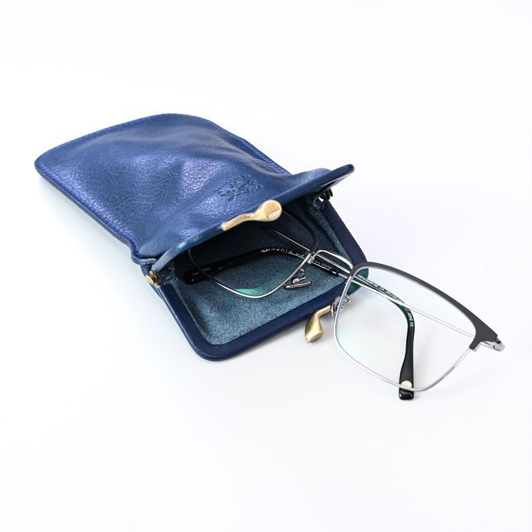イルビゾンテ IL BISONTE メガネケース メンズ レディース バケッタレザー ブルー ネイビー SCA025PV0005BL137B(C0672P 866) 名入れ可有料 箔押し【スペシャルラッピング660円(別売り)】